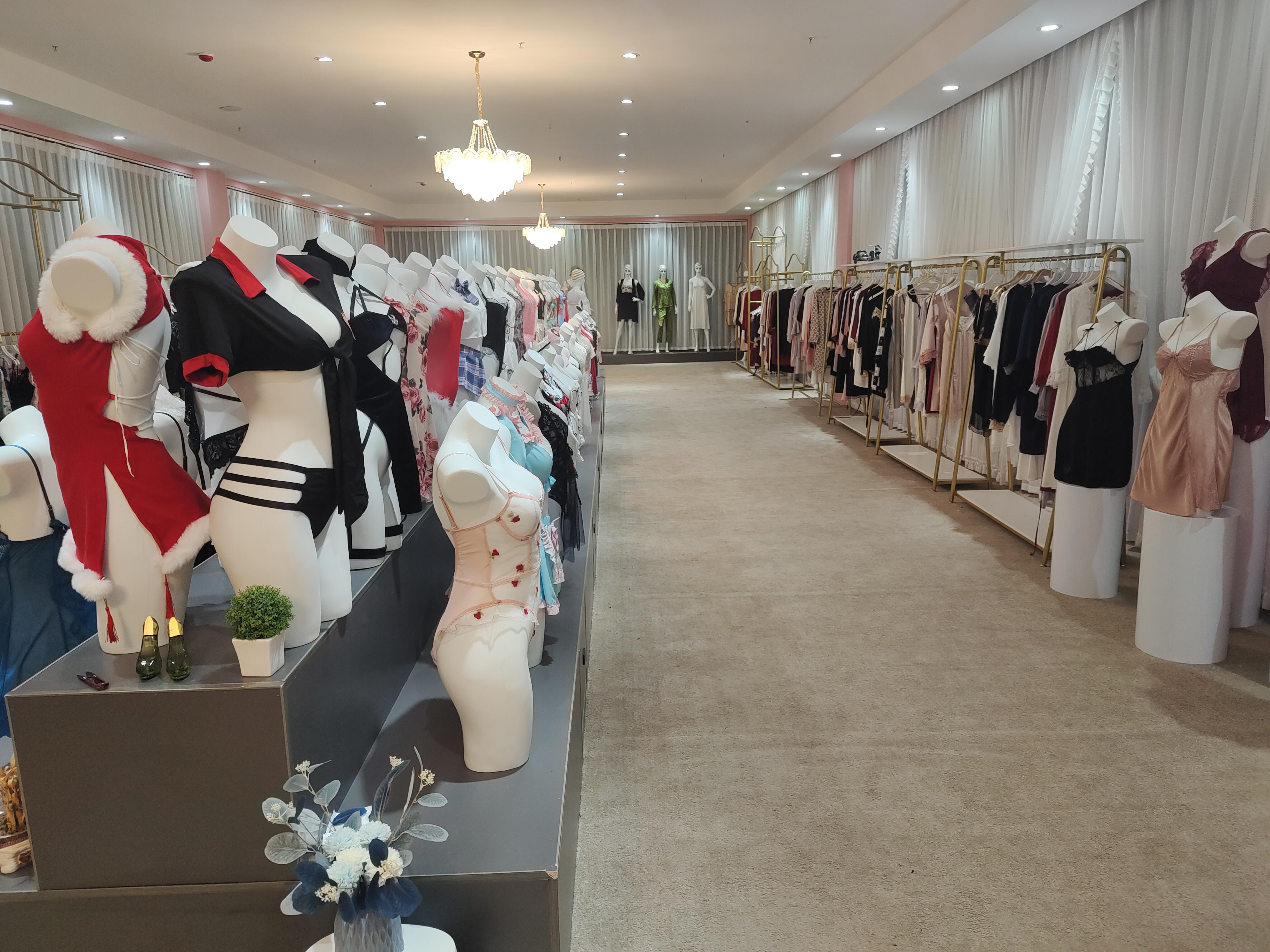 1737781766964359.jpg warehouse shop 5.jpg