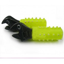 Generic Pet Dog Bite Plastic Cartoon Wrench
