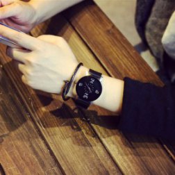 Concise Round Dial Watch