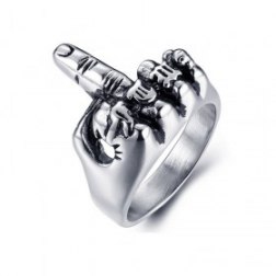Animal statues ring