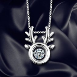 Cute Elk Necklace Women Crystal Jewelry