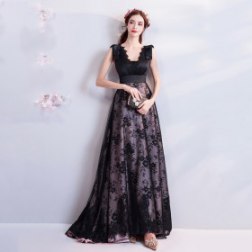 Black V-neck Sleeveless Embroidery Lace Prom Gowns