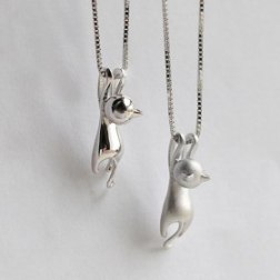 New Beautiful Fashion Silver Plated Necklace Tiny Cute Cat Pendant Necklace