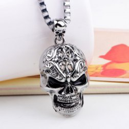 Hip Hop Skull Pendant Non-mainstream Pendant Necklace