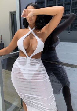 2pack Cross Cut-out One Piece Swimsuit With Cover Up