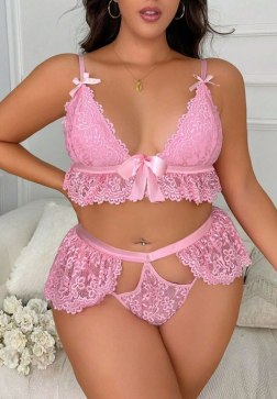 Plus Size Don't Call Me Baby Lace 2 Piece Set