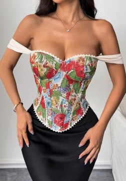 Eye-Catching Lace Trim Bustier