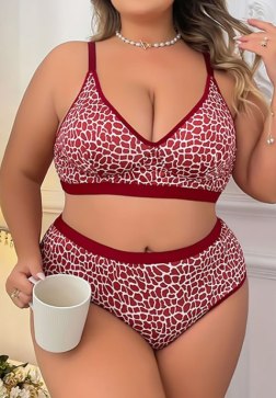 Bold Red Leopard Plus Size Lingerie Set