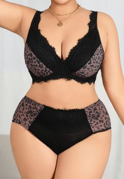 Women's Plus Size Black Lace Trim Animal Print Bralette and Panty Two-Piece